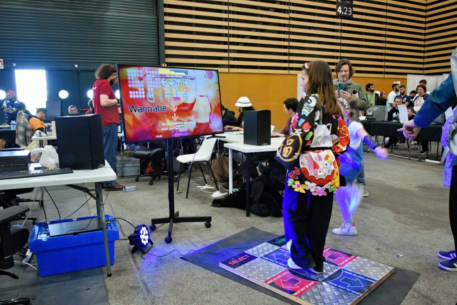 Le stand Lyon e-Sport à la Geek Touch 2024, zone Stepmania