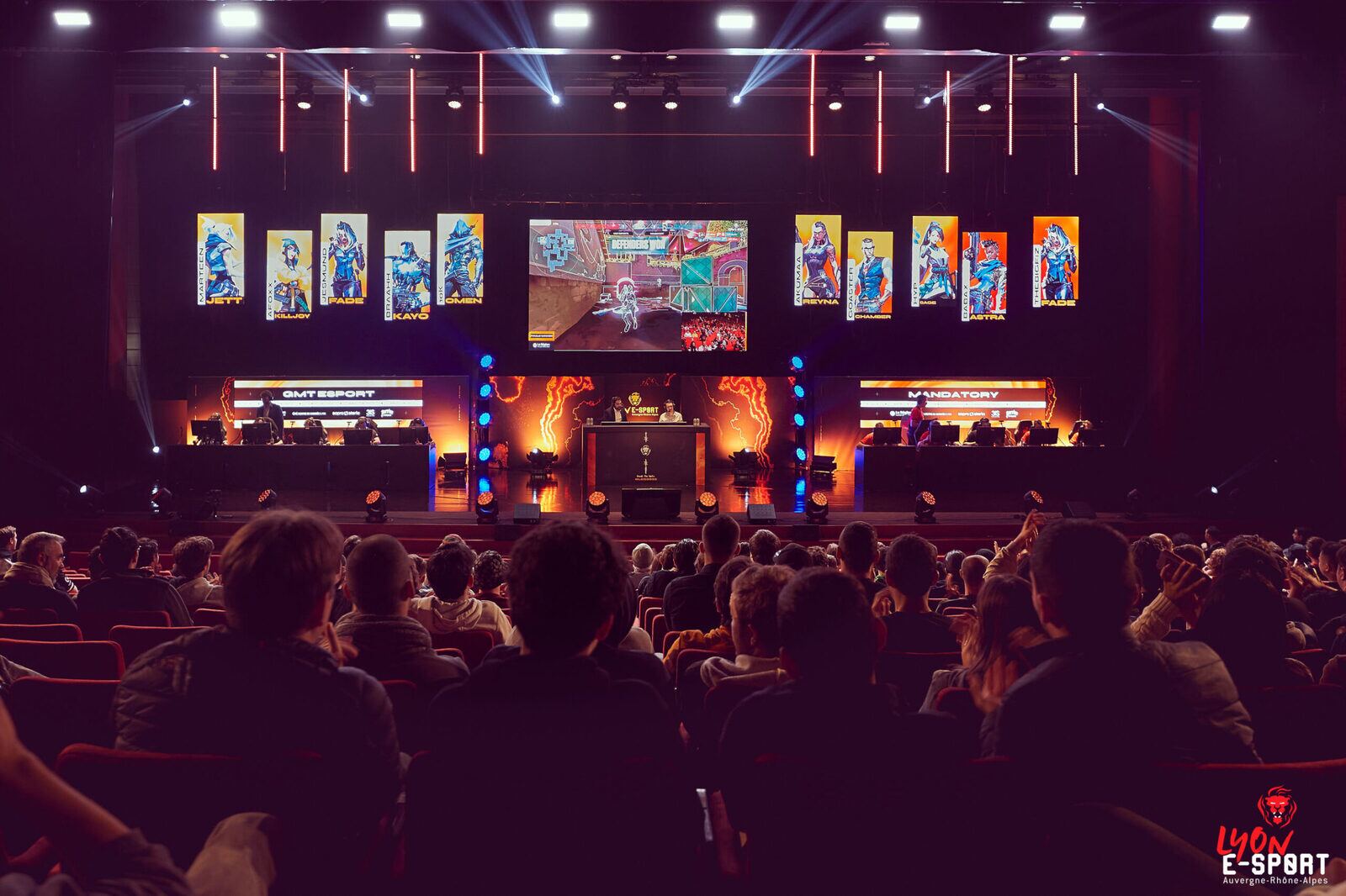 Le public devant la scène de Lyon e-Sport 2022